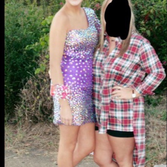 Angela & Alison Dresses & Skirts - Purple one shoulder homecoming dress